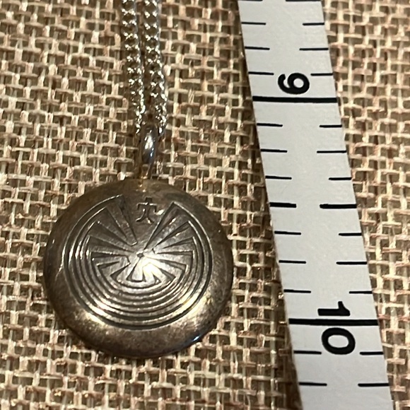 ViTG Sterling 925 Silver Necklace -Round small medallion tribal symbols - Picture 6 of 7